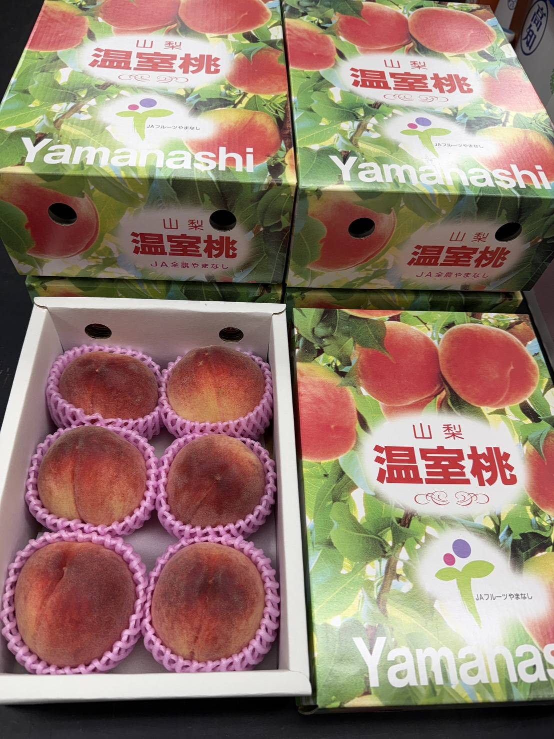 日本山梨水蜜桃 5入/盒 日本山梨水蜜桃 5入/盒